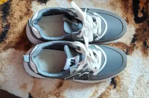 Кроссовки женские NB