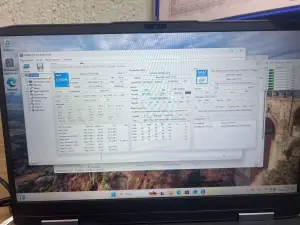 Игровой ноутбук Lenovo LOQ 15IRH8 (а.46-043451)
