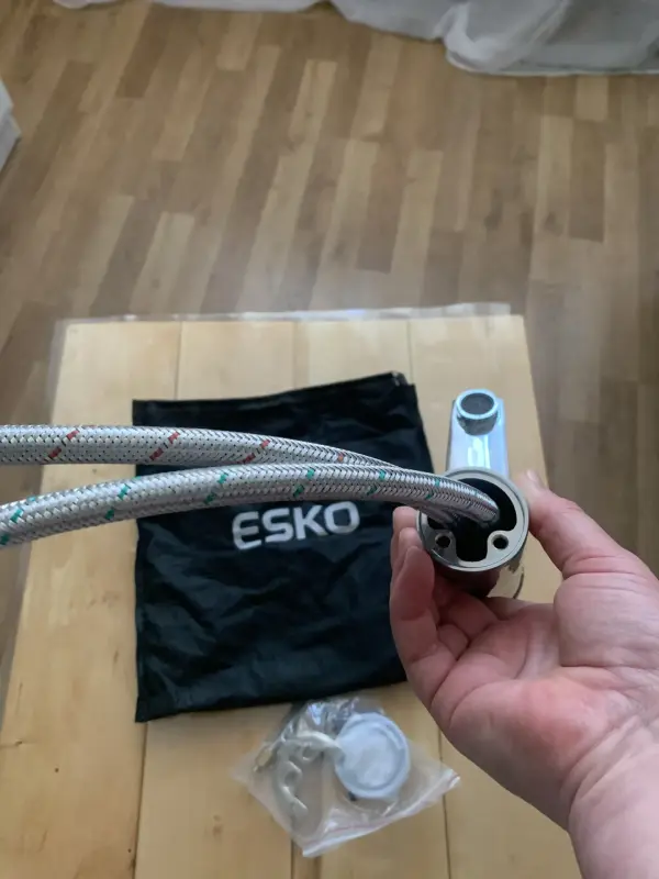 Смеситель для умывальника Esko Mersin MSN 26 новый