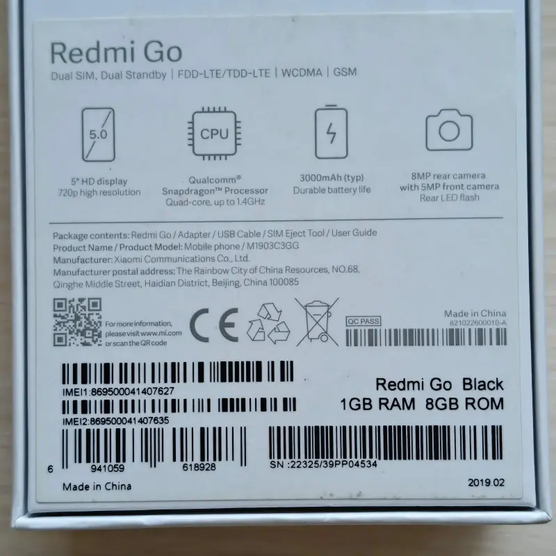 Смартфон Xiaomi Redmi Go + чехол, стекло, карта памяти