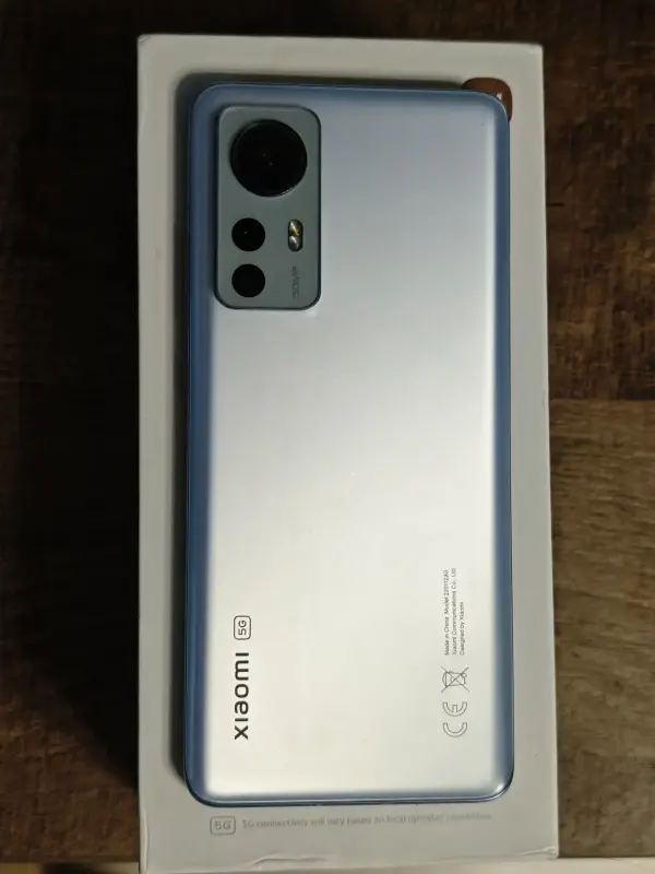 Смартфон Xiaomi 12 8/256