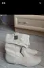 Жеская обувь