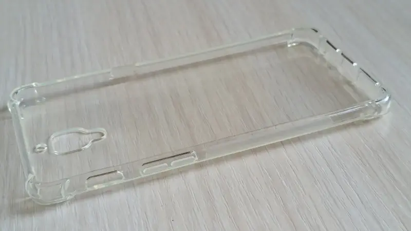 Чехлы-накладки к смартфону OnePlus 3