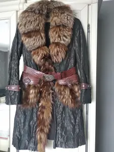продам пальто