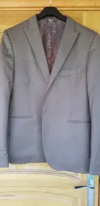 Пиджаки новые, 2 шт