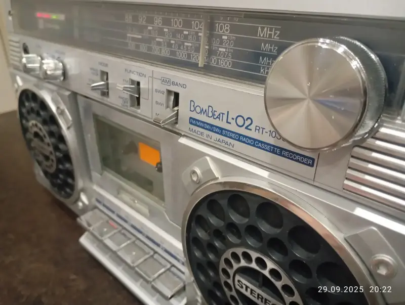 Магнитола Toshiba BomBeat L02 RT-103S. JAPAN.