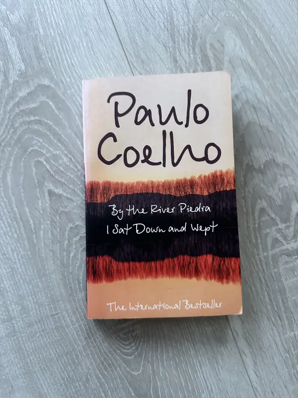 книга By the river piedra I sat down and wept, Coelho