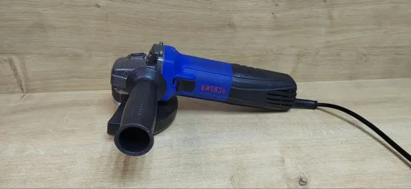 Болгарка шлифмашина Витязь МШУ-125-1050ПЕ (а.46-045611)
