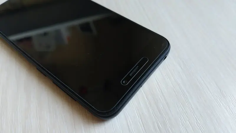 Смартфон Xiaomi Redmi Go + чехол, стекло, карта памяти
