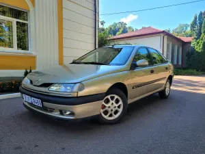 Рено лагуна 1 лифтбек 2.0i