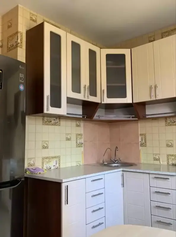 Сдаётся Двух комнатная квартира