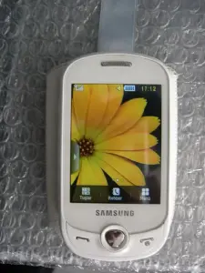 Телефончик SAMSUNG