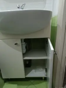 Умывальник с тумбой