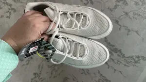 Кроссовки Nike
