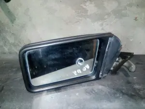 Зеркало Audi 80 B2