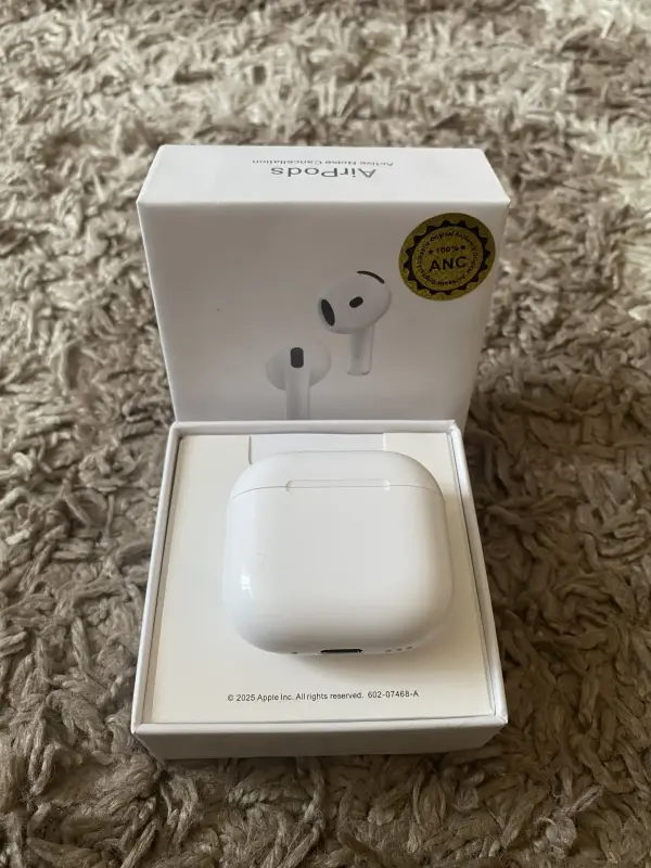 Беспроводные наушники AirPods 4