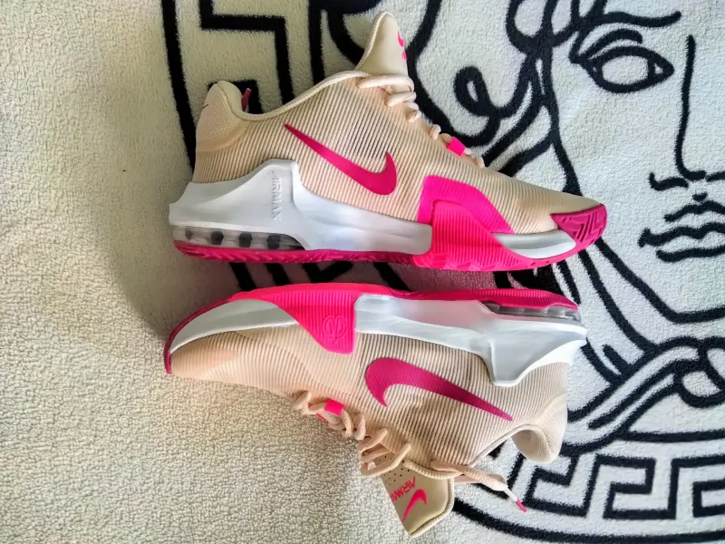 Кроссовки Nike Air Max Impact IV
