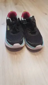 Женские кроссовки Skechers