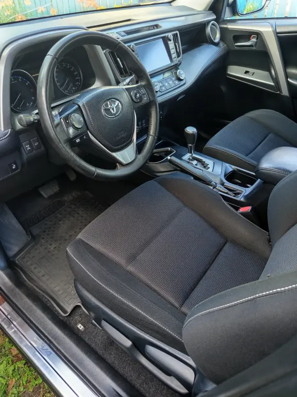 Toyota RAV4 (XA40) Рестайлинг 10.2017