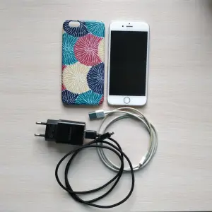 Смартфон Apple iPhone 6,- отличное состояние
