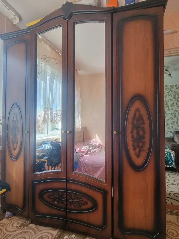 Спальный гарнитур