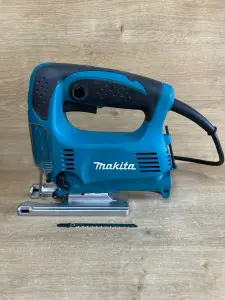 Электролобзик Makita 4329 (а.45-046744)