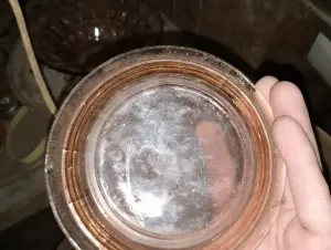 Маслёнка стеклянная розовое стекло ссср