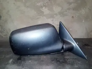 Зеркало наружное правое Mazda 323 BG