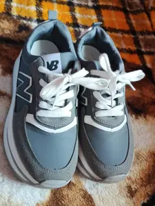 Кроссовки женские NB