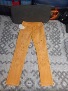 Джинсы женские
