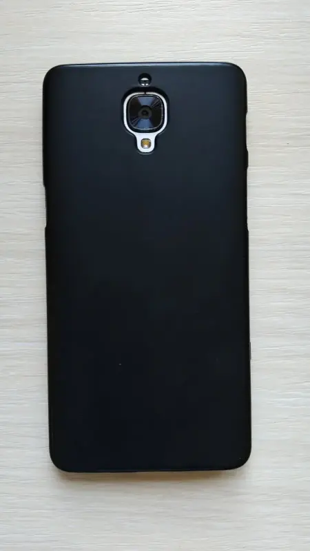 Чехлы-накладки к смартфону OnePlus 3