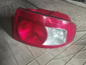 Фонарь задний правый Kia Magentis