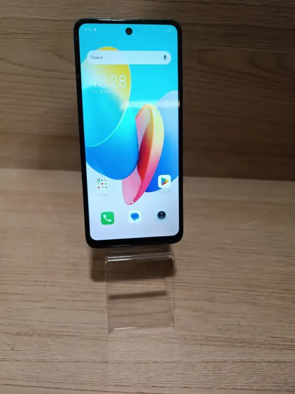 Телефон Tecno Spark Go 2024 4GB/64GB (а.44-032398)