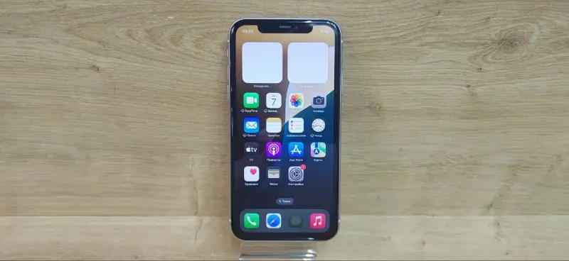 Телефон Apple iPhone 11 64GB (а.46-046056)