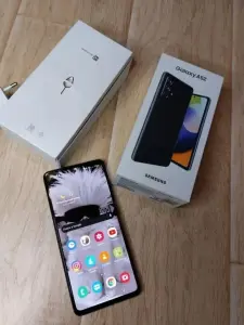 Телефон