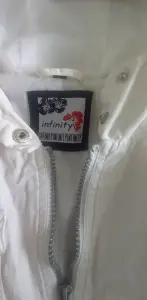 Куртка женская ветровка