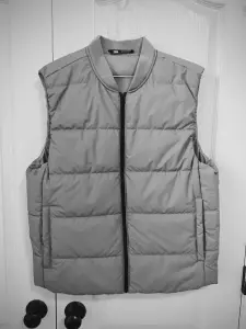 Zara жилетка безрукавка