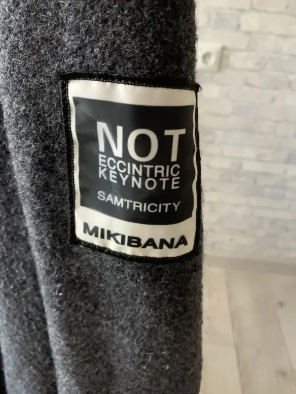 Пальто женское с капюшоном