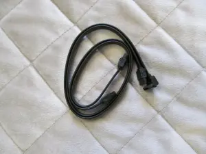 Кабель SATA