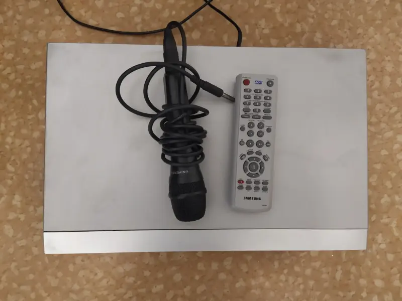 SAMSUNG DVD-V7500K   150 р торг