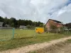 Продаётся земельный участок с коммуникациями и улучшениями  Петришковский сельсовет