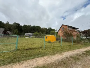 Продаётся земельный участок с коммуникациями и улучшениями  Петришковский сельсовет