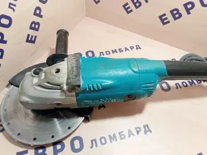 Болгарка шлифмашина Makita GA9020 (а.43-052909)