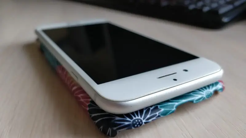 Смартфон Apple iPhone 6,- отличное состояние