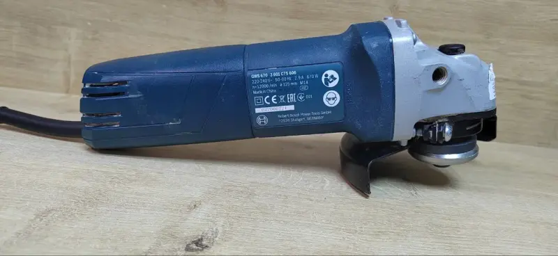 Болгарка шлифмашина Bosch GWS 670 Professional (а.46-044737)