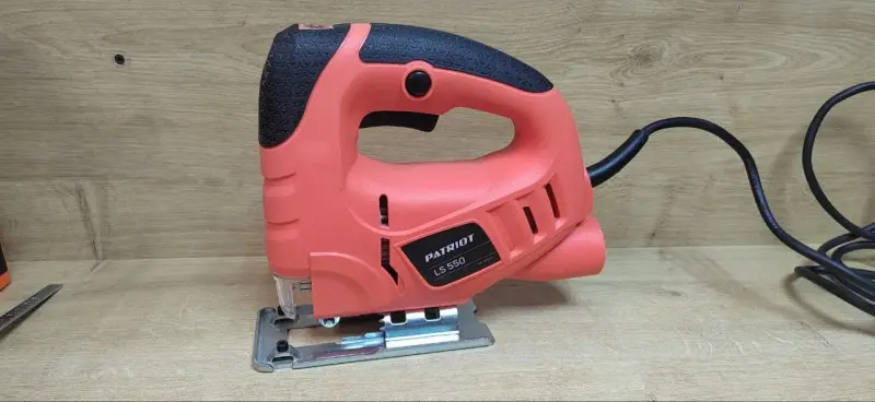 Электролобзик Patriot LS 550 (а.46-045303)