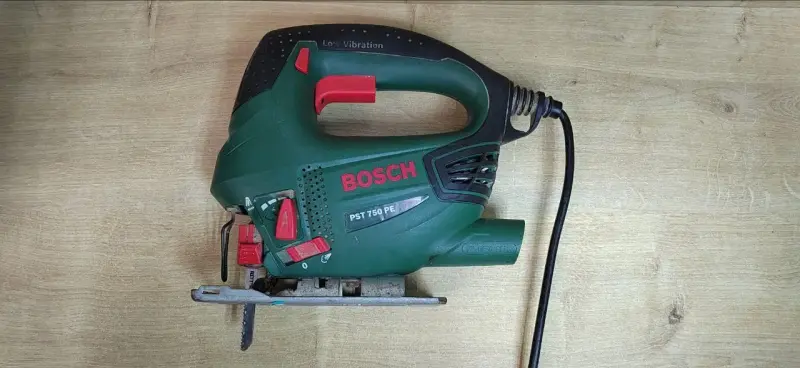 Электролобзик Bosch PST 750 PE (а.46-044814)