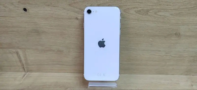 Телефон Apple iPhone SE 2020 64Gb (а.46-046043)