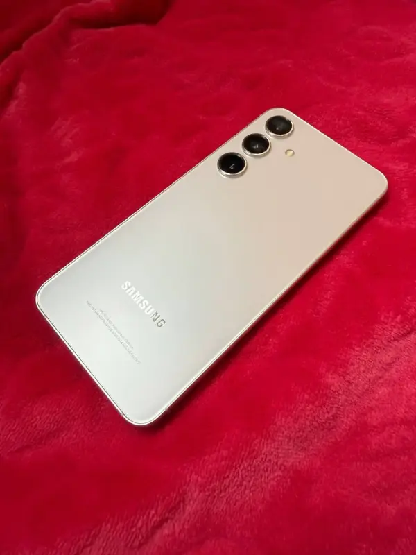 Samsung Galaxy S24