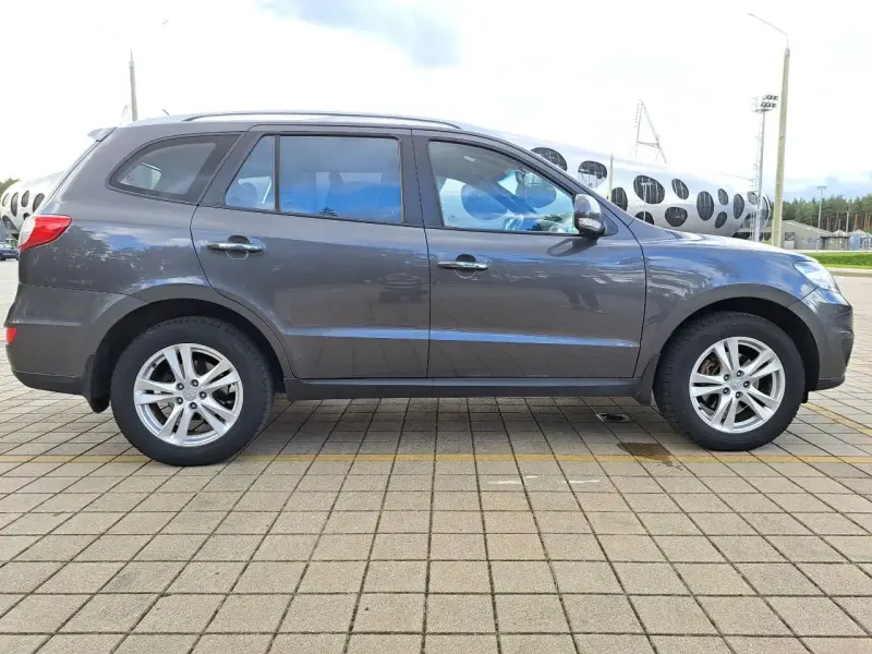 Hyundai Santa Fe - II CM - Рестайлинг - 2010 г.